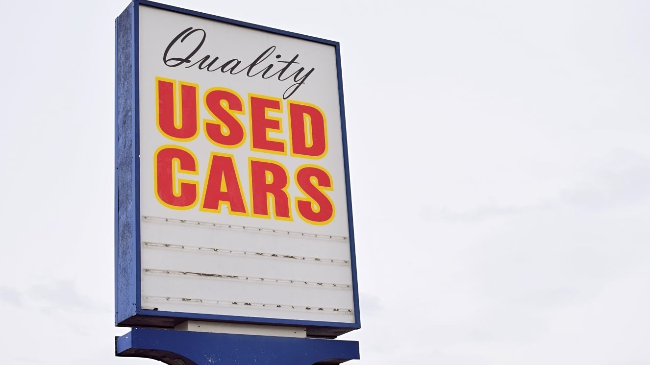 Canadian used-vehicle prices rise 9% in April as dealers head off tariffs