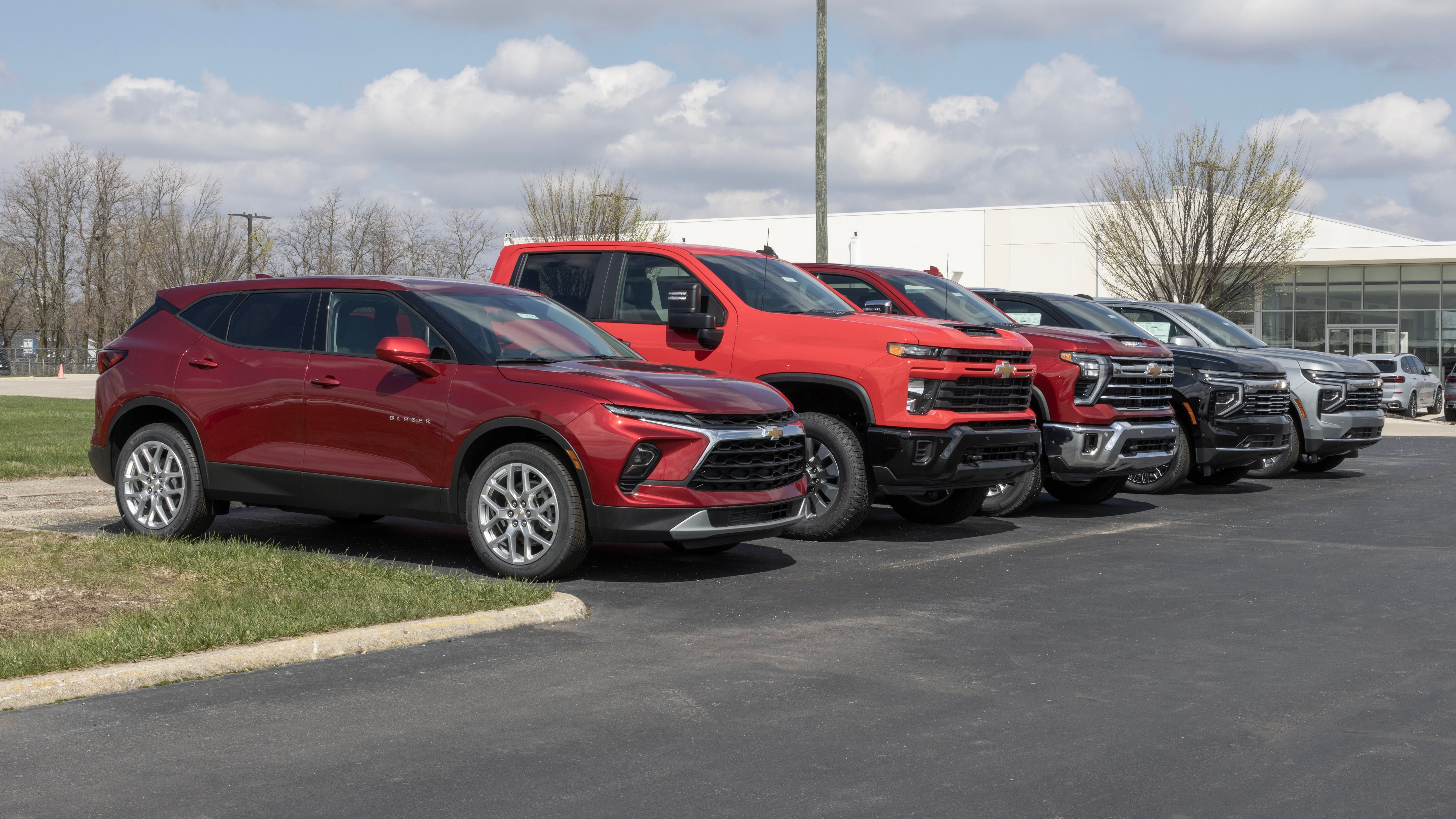 Dealers not fans of tariffs despite profit, sales bump from customers racing the duties