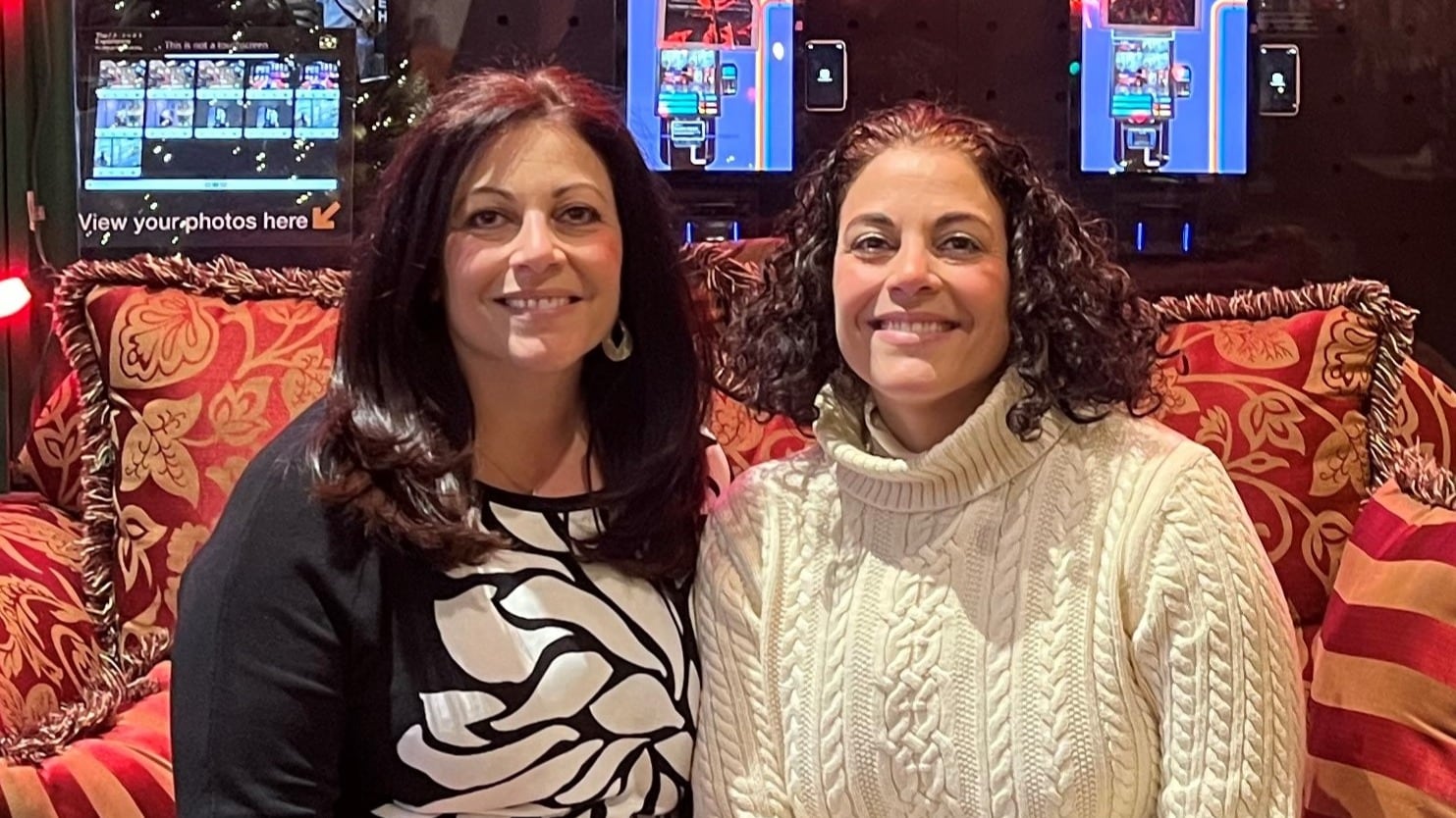 GM’s Jamie Brewer, Jaclyn McQuaid first identical twins on 100 Leading Women’s list 