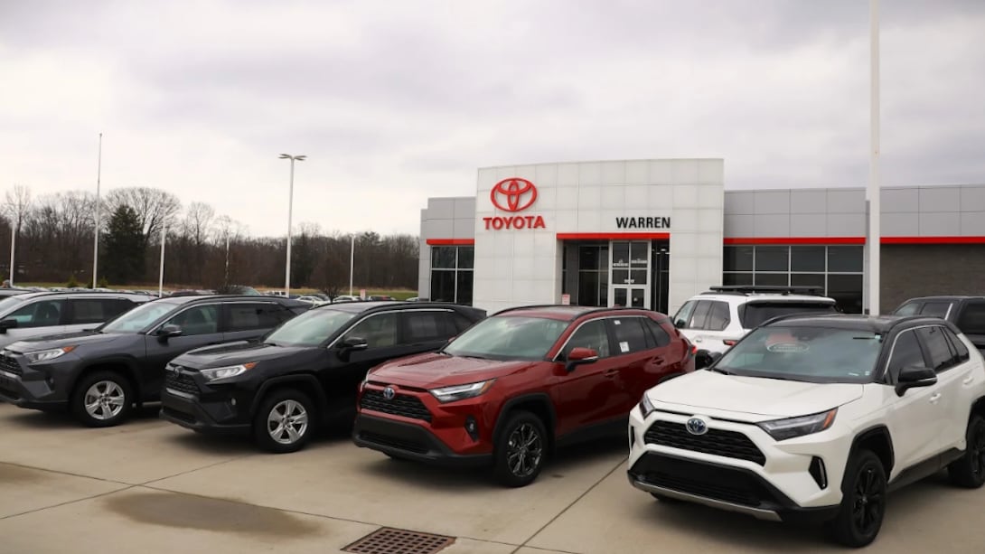 Vehicles outside Toyota of Warren.